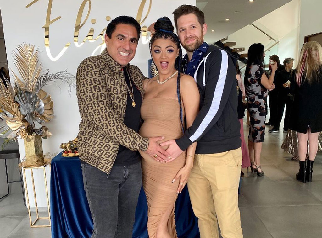 Golnesa "GG" Gharachedaghi, Reza Farahan